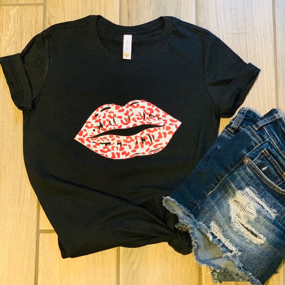 😍Trendy T-shirts 😍